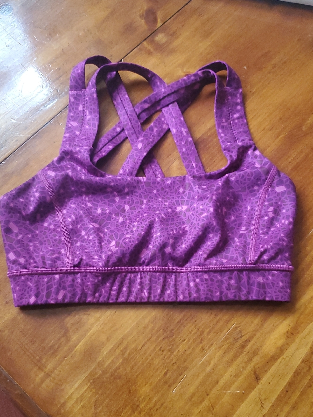 lululemon Sports Bra - Bright Purple Pink Size 6